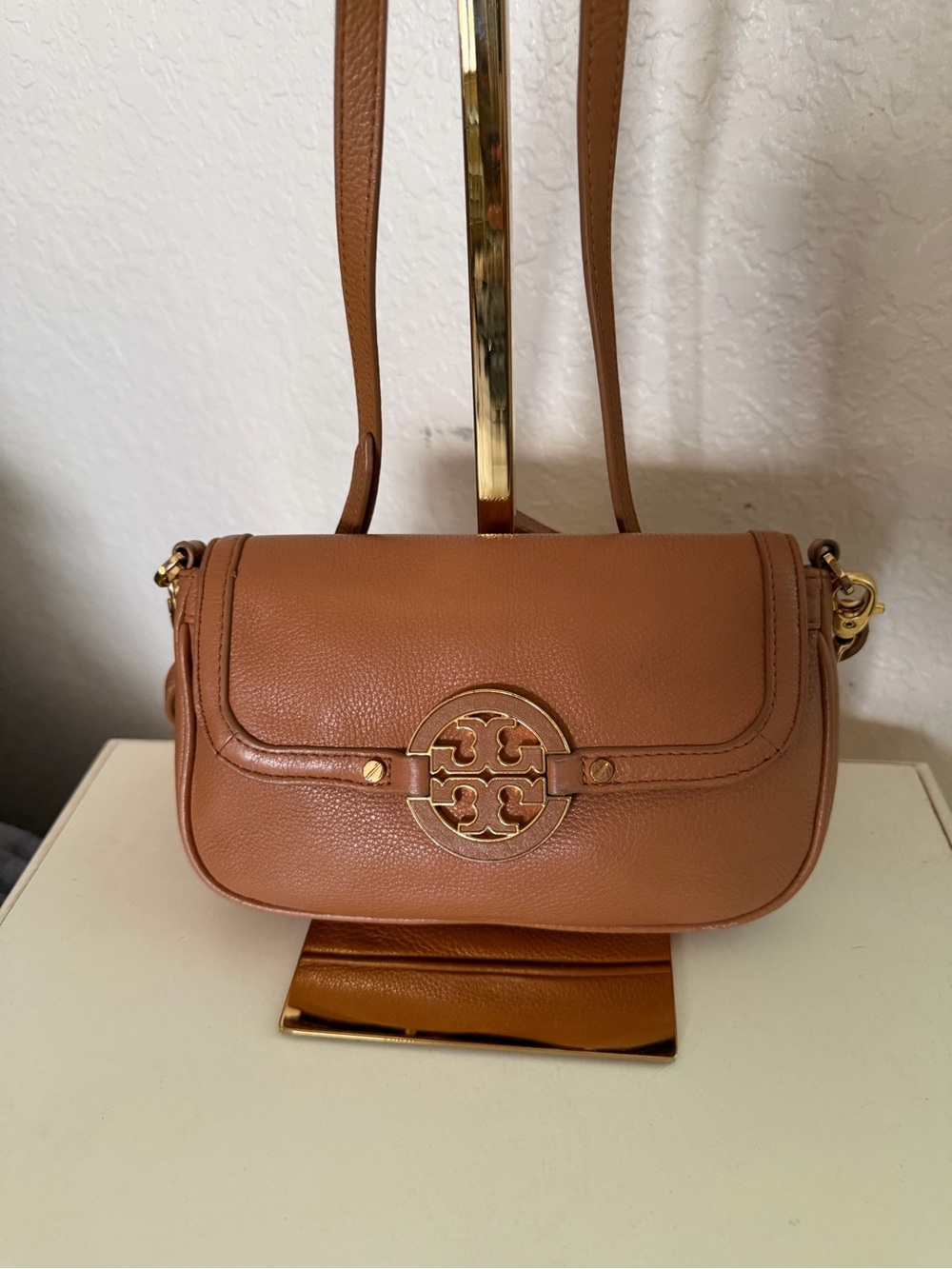 Tory Burch Pebbled Leather Crossbody in Camel Brown with Gold Logo